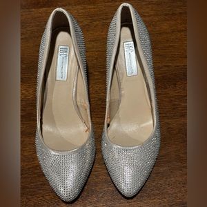 INC Women’s Zitah Embellished Pumps. Size 10M. Used